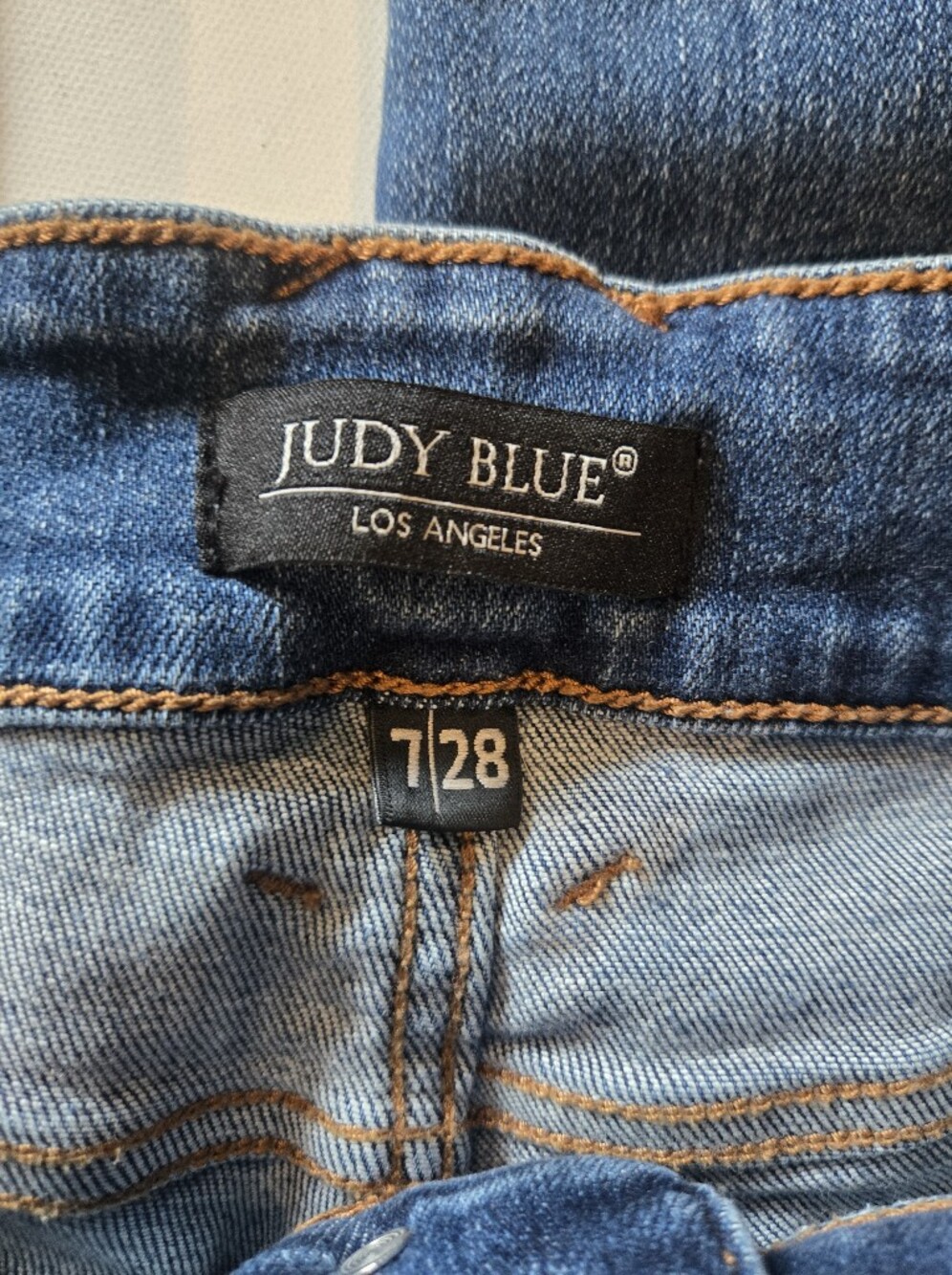 Judy Blue Anytime Anyplace High Waisted Wide Leg Medium Wash Jean Size 28 - Picture 10 of 12